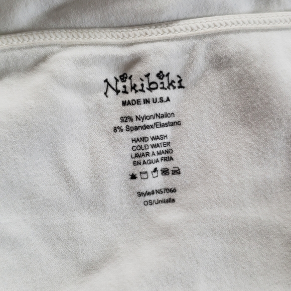 Strappy Yoga Athletic Tank Top - Picture 2 of 3